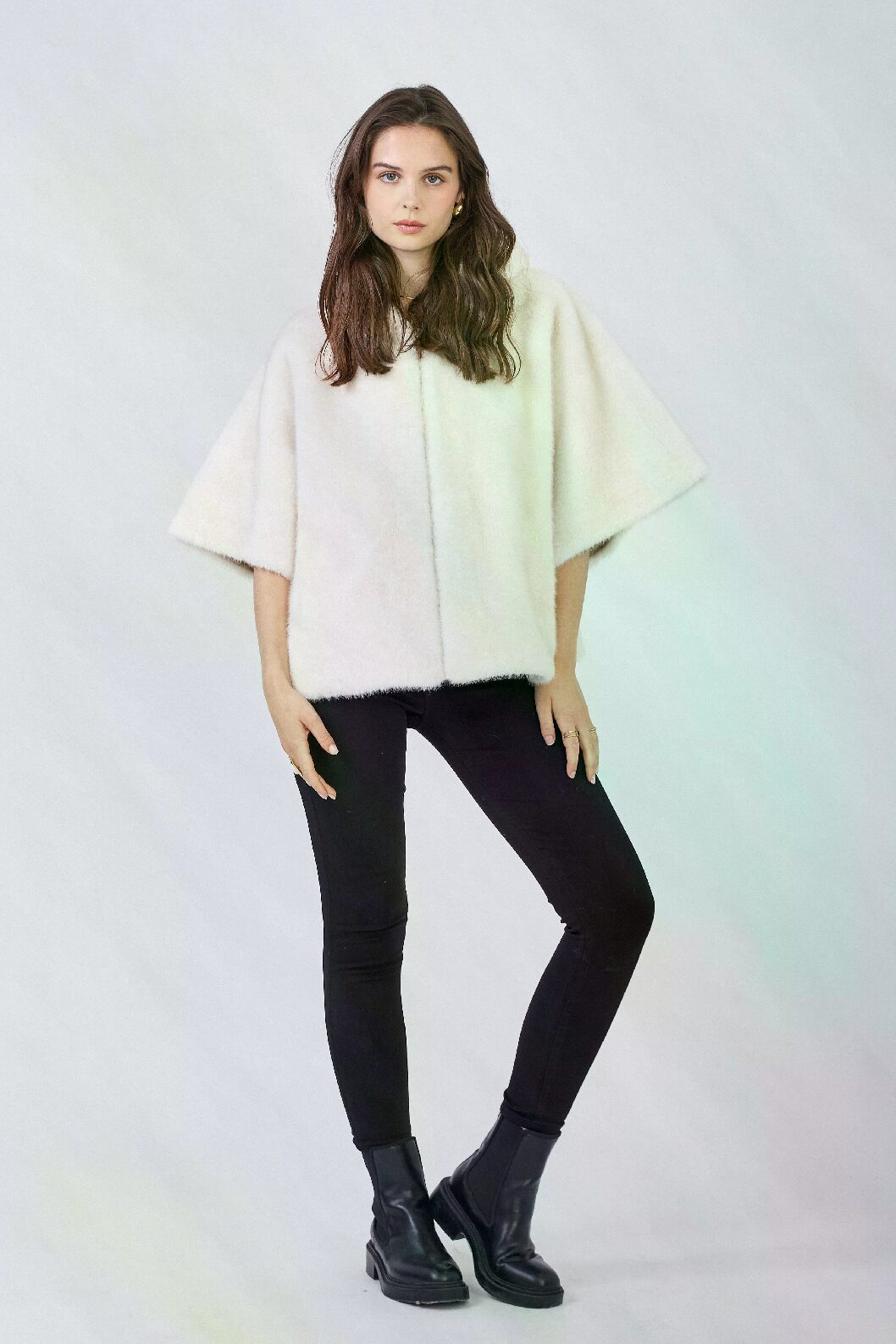 Cape en fausse fourrure Écru